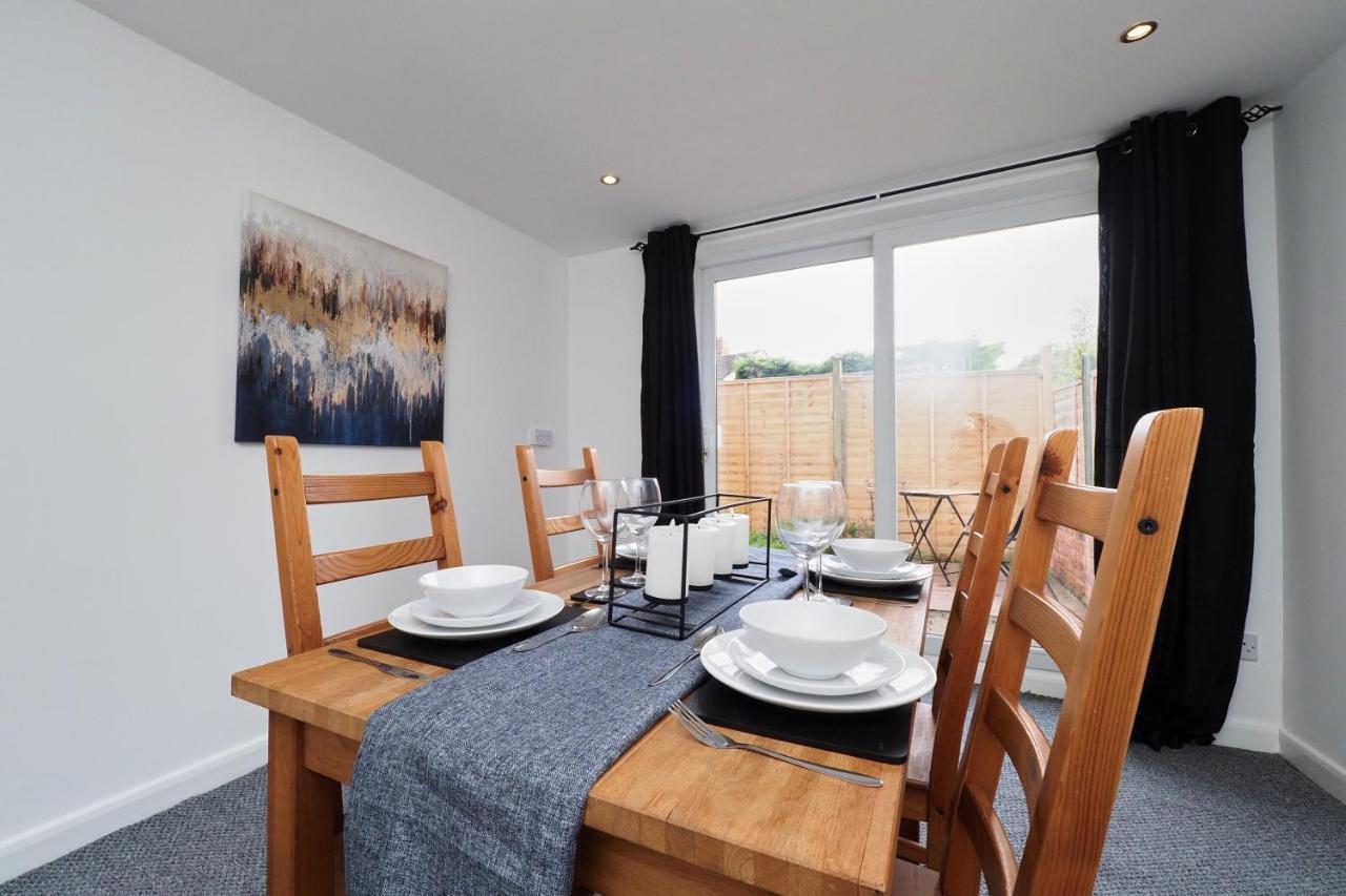 Home In Wellesbourne - Contractors - Families - Reduced Rates Exterior foto